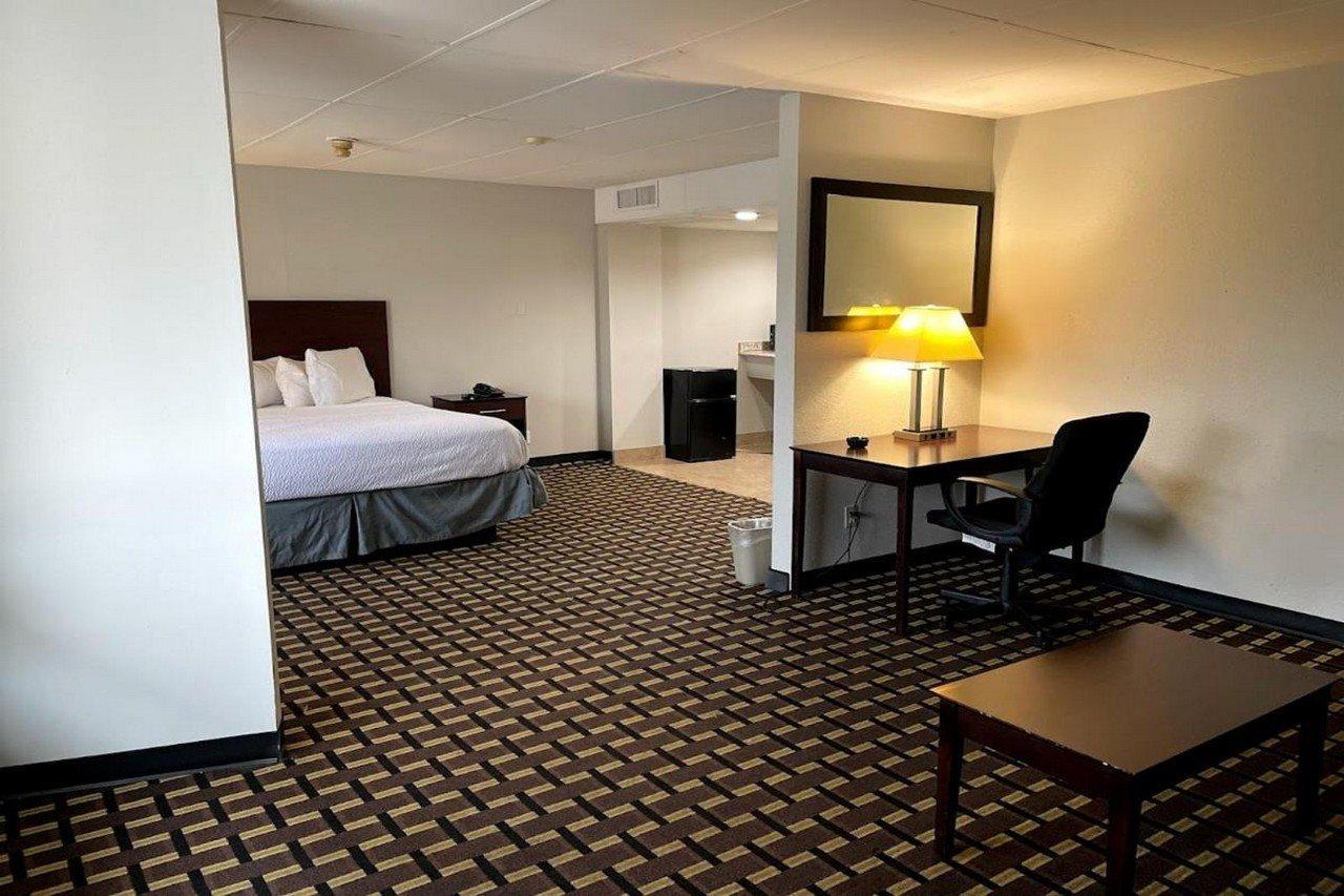 Days Inn By Wyndham Fort Wright Cincinnati Area מראה חיצוני תמונה