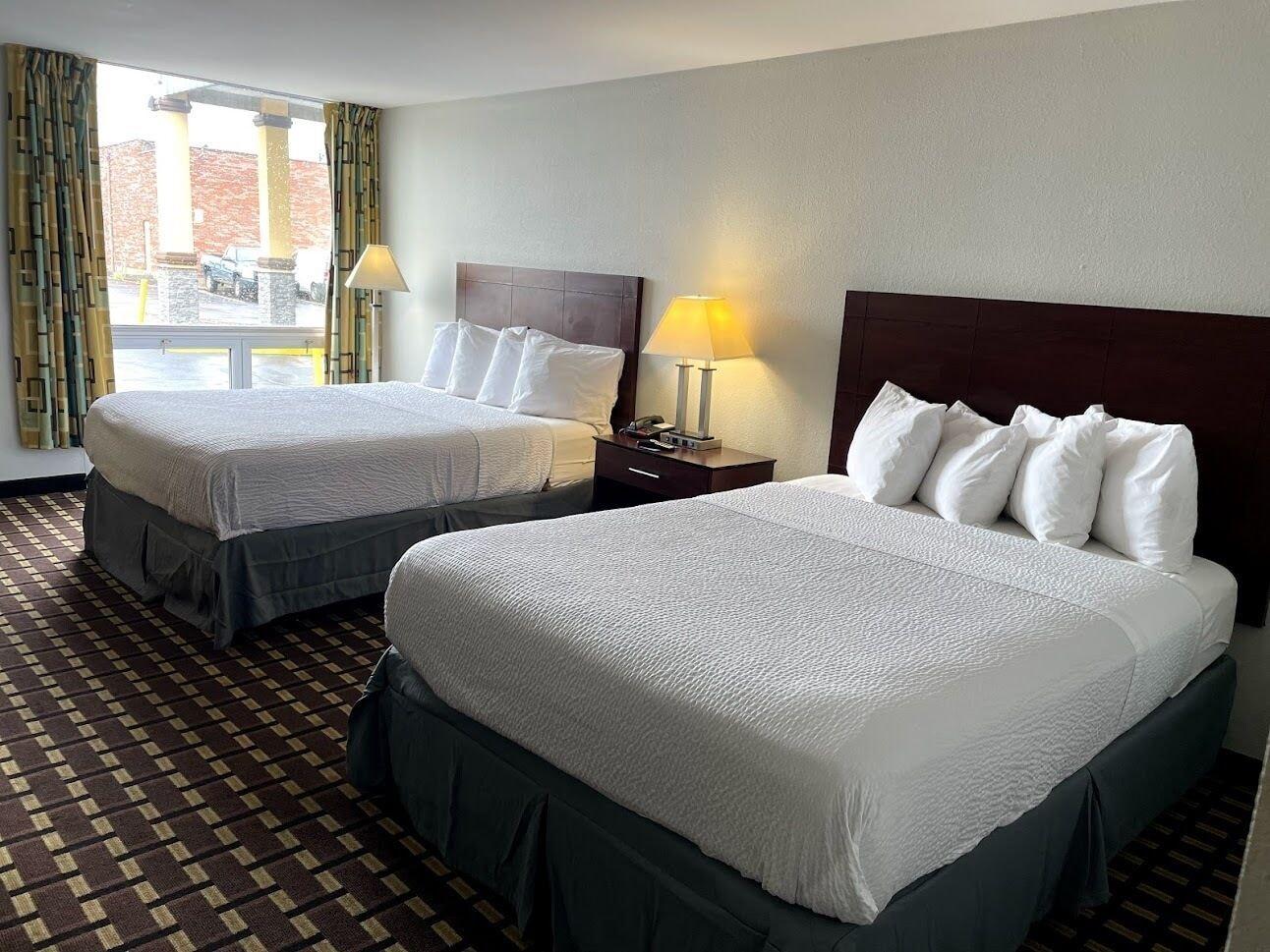 Days Inn By Wyndham Fort Wright Cincinnati Area מראה חיצוני תמונה