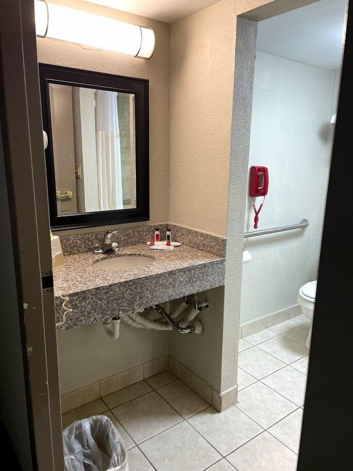 Days Inn By Wyndham Fort Wright Cincinnati Area מראה חיצוני תמונה