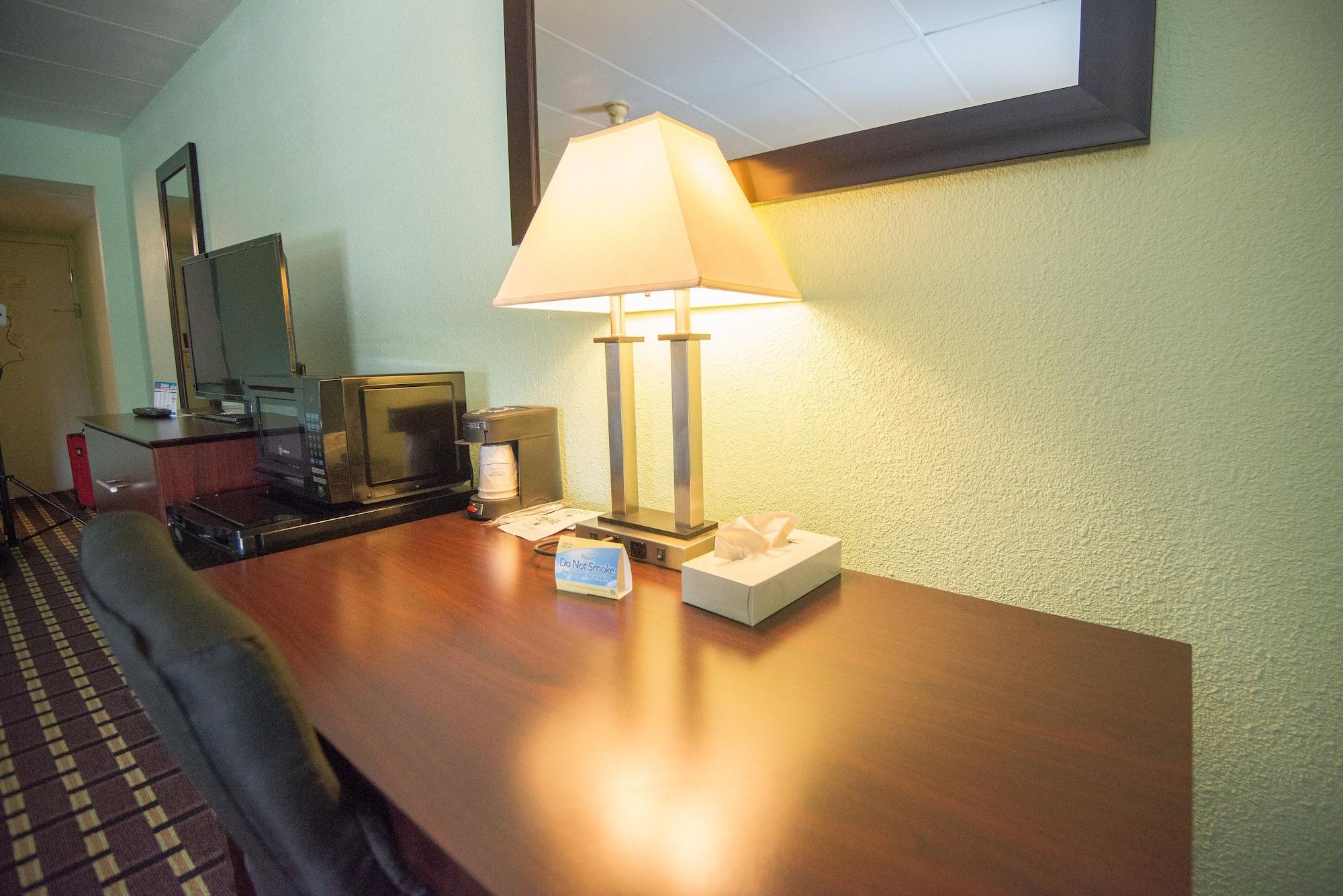 Days Inn By Wyndham Fort Wright Cincinnati Area מראה חיצוני תמונה