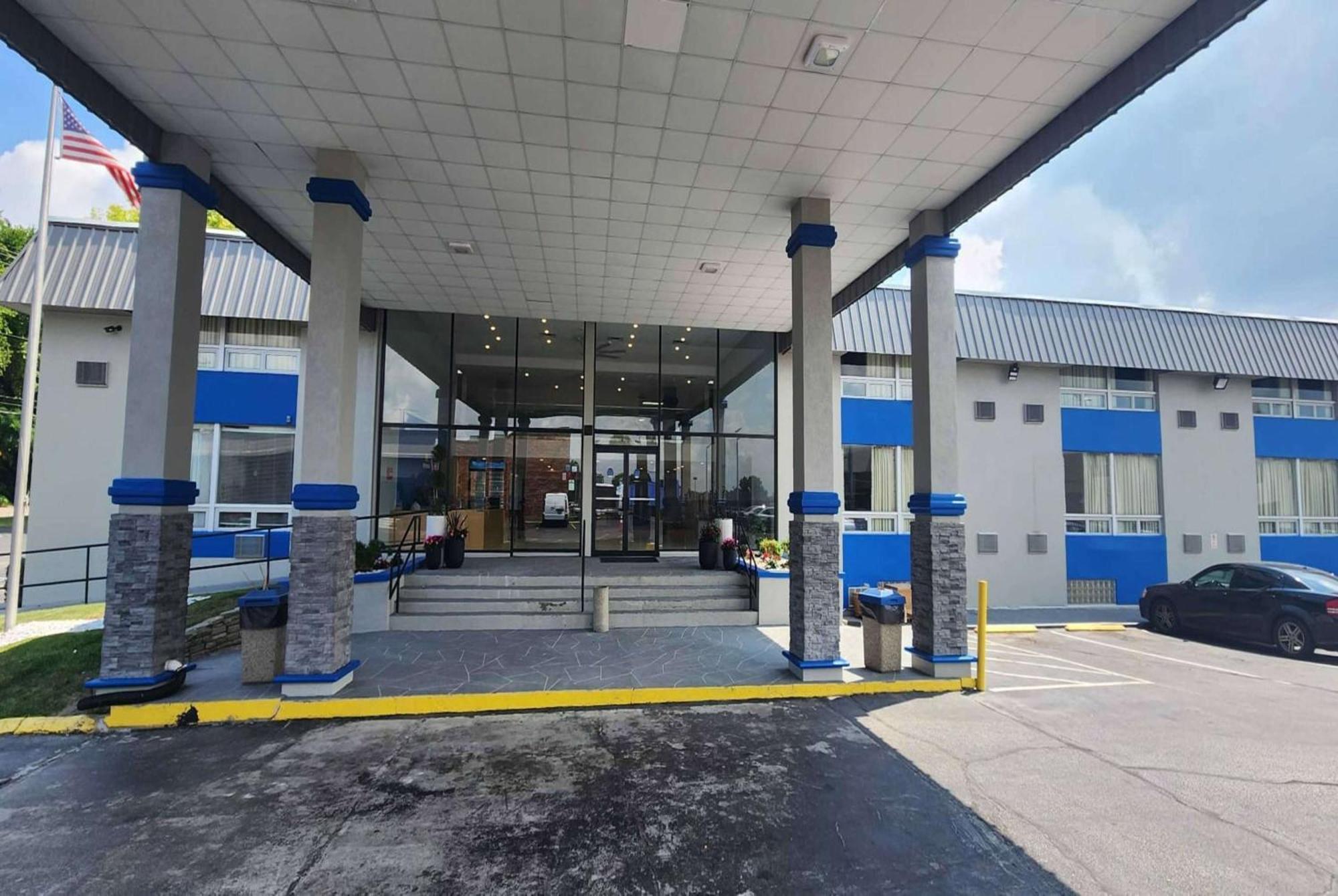 Days Inn By Wyndham Fort Wright Cincinnati Area מראה חיצוני תמונה